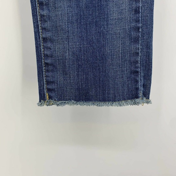 Mossimo Denim Jeans Size 0 Womens Boyfriend Crop Stretch Medium Wash Frayed Hem - Picture 3 of 6